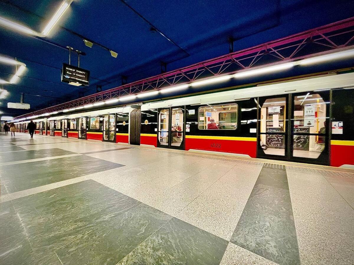 Ferienwohnung Platinum Metro X2 Wifi 350 Mbs Netflix Hbo Appletv Warschau Exterior foto