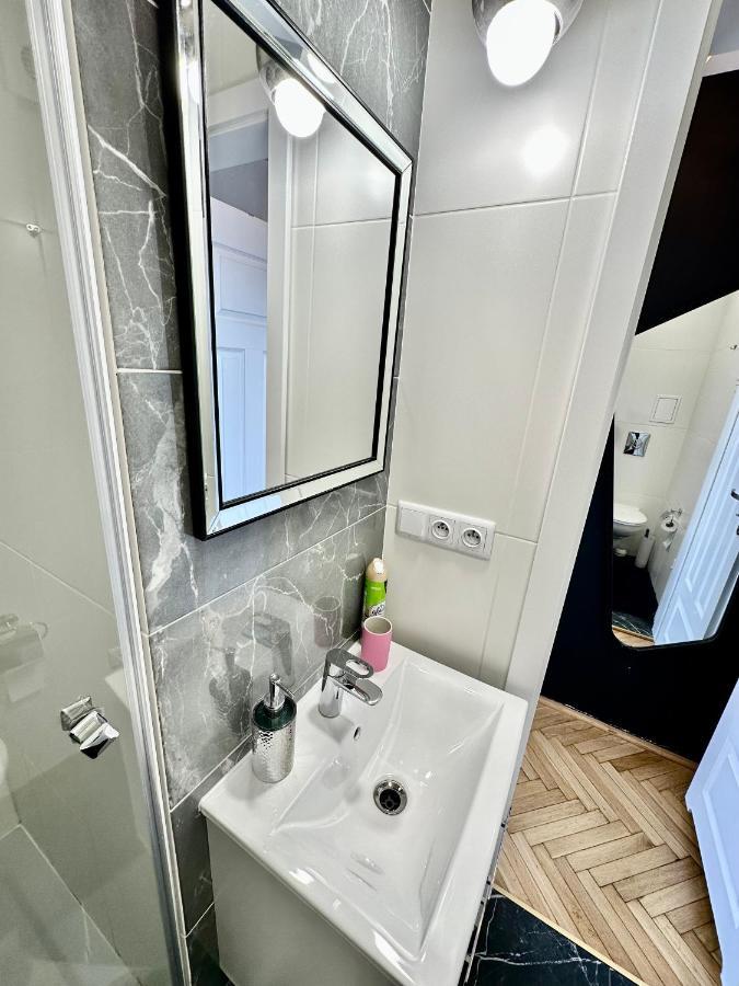 Ferienwohnung Platinum Metro X2 Wifi 350 Mbs Netflix Hbo Appletv Warschau Exterior foto